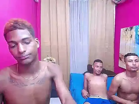 hugecock_black Webcamshow