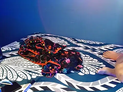 Pokazy przed kamerką – Hotginni4