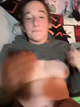 Mini_And_The_Bear: онлайн-секс-чат