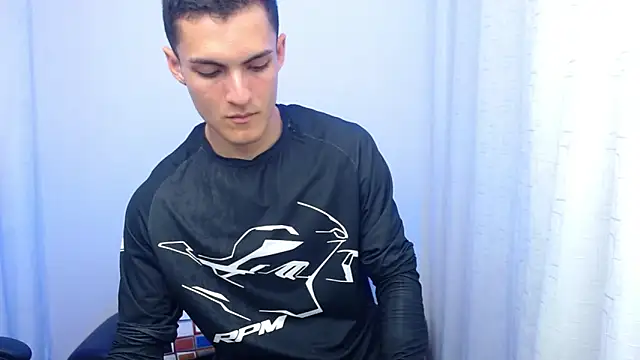 XXX chat uživo modela Matiius18