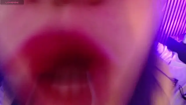 rihonna_hs8 Adlı Modelin Canlı XXX Sohbeti