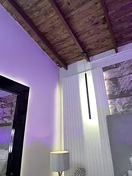 Chat XXX ao vivo de HannahCollyns