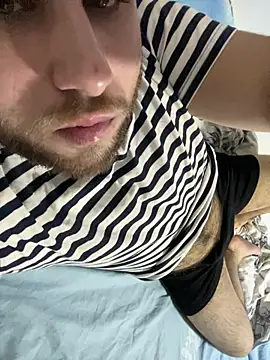 Andreiandu23 Webcam Show