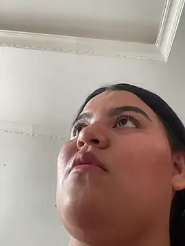 Tefy_em Chat XXX in diretta