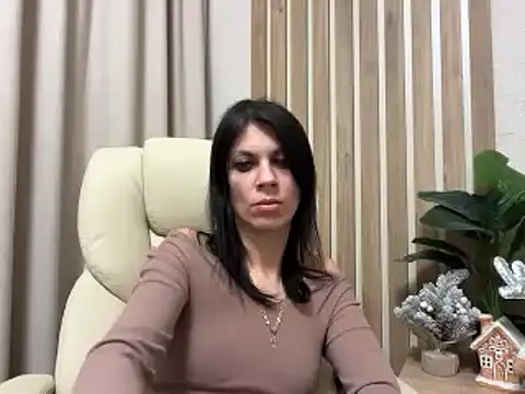 InjaAtHome – Live XXX-chat