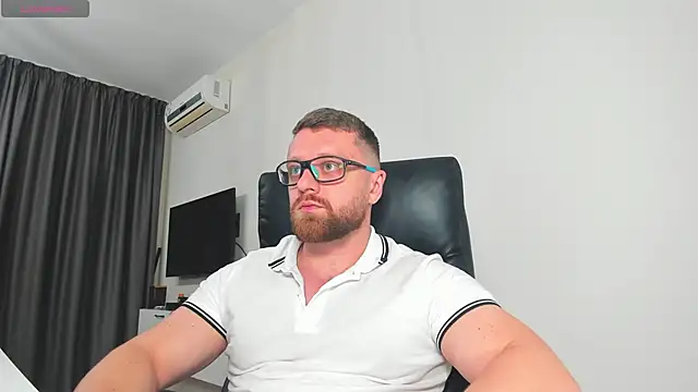 Findom_guy Adlı Modelin Canlı XXX Sohbeti