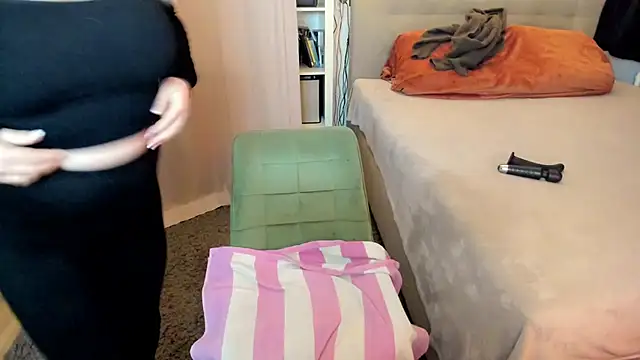 Oktopussy's Live XXX Chat