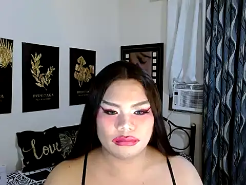 Chat +18 de TSbrianaHugeCock ao vivo