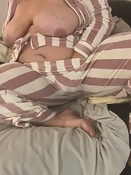 sweeti_Em Webcamshow