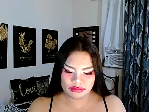 TSbrianaHugeCock Pertunjukan Webcam