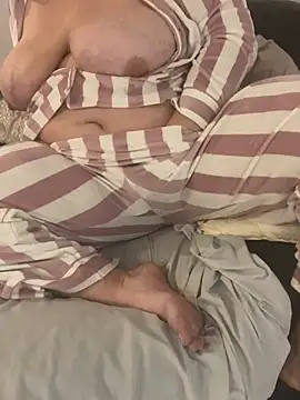 sweeti_Em 라이브 XXX 채팅