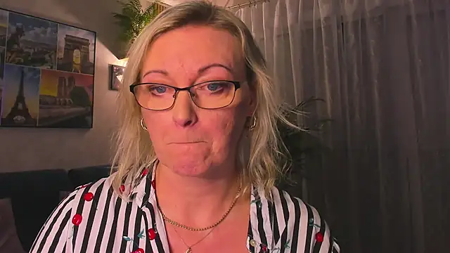 vanessa_chat live XXX chat