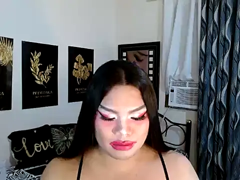 TSbrianaHugeCock 现场XXX聊天