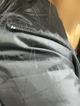 Živý XXX chat Mina048