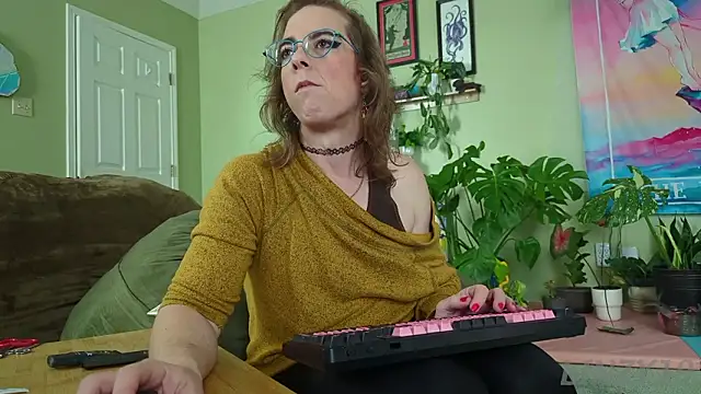 Czat XXX na żywo – Linzy_19