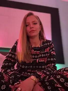 AnastasiaAniess' Live XXX Chat