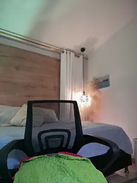 halaaa_1 Adlı Modelin Canlı XXX Sohbeti