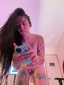 دردشة EmmyEvans1 الجنسية المباشرة