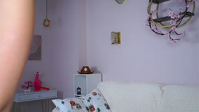 SunnivaCovil Live XXX-chat