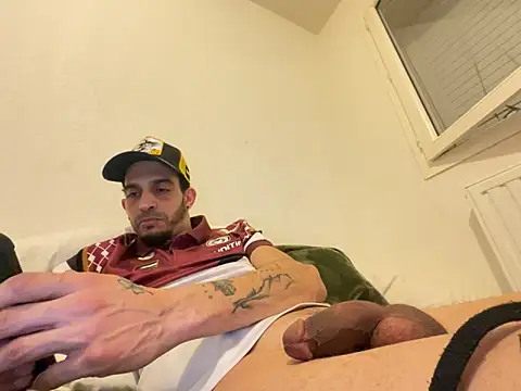 Rebeu313 live XXX chat