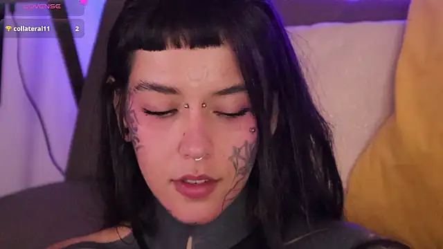 Chat +18 de FairyFlexxxx ao vivo