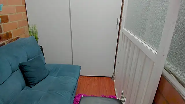 Penelope47: онлайн-секс-чат