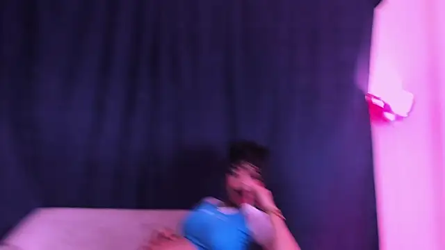 XXX chat uživo modela girlcaandy