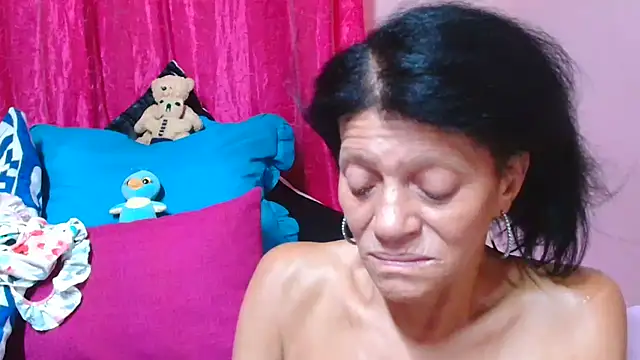 SLUTTYROXY Chat XXX live