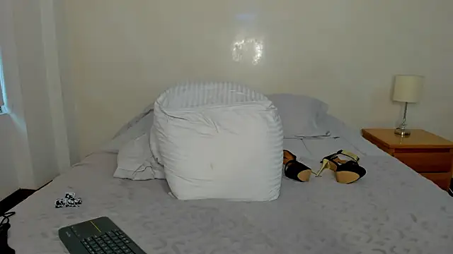 melisa_ferretti Chat XXX live