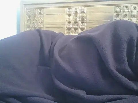 XXX chat uživo modela Heartline