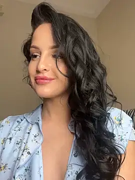 Evayra 现场XXX聊天