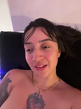 Chatroom XXX en direct de EmmyEvans1