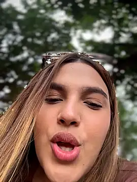 Colibri_Centaura 라이브 XXX 채팅