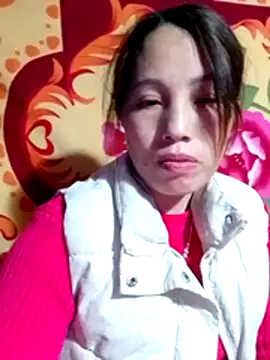 Gummiesu 现场XXX聊天