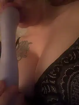 BriannaBrandt Live XXX-Chat