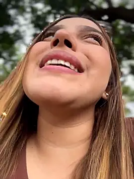 Chat XXX en directo de Colibri_Centaura