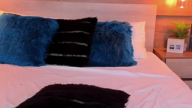 SusanAdams1 现场XXX聊天