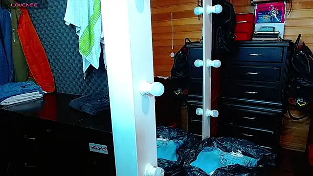 MariamGray1のライブXXXチャット