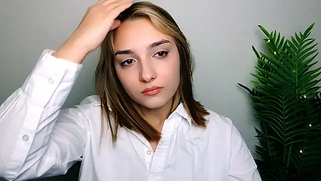 Онлайн чат XXX veryshygirl