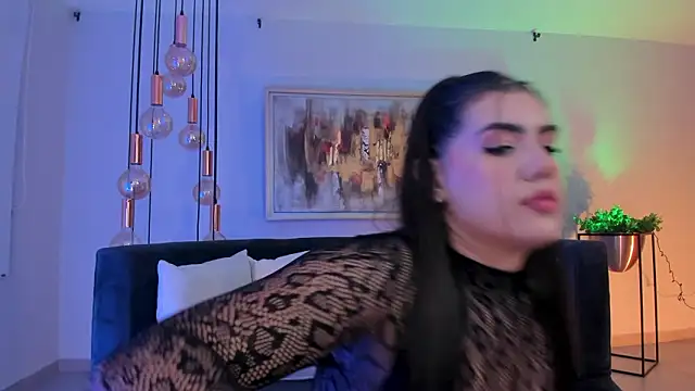 AngelicaVega Adlı Modelin Canlı XXX Sohbeti