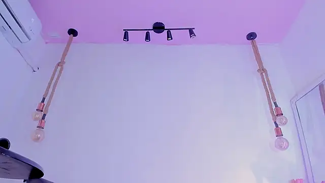 jasmine_adamsのライブXXXチャット