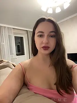 AlisaQSky Adlı Modelin Canlı XXX Sohbeti