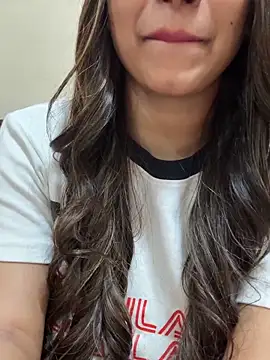 Cute-Sakhi Chat XXX in diretta