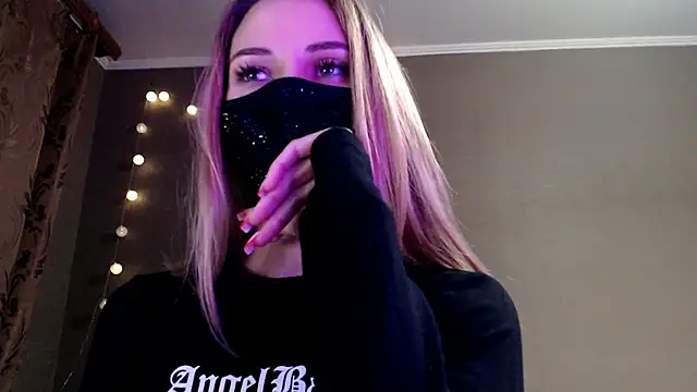 Iris_lave Adlı Modelin Canlı XXX Sohbeti