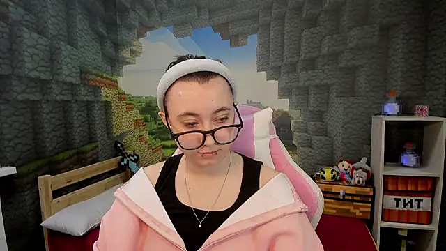 Онлайн чат XXX ClaraParks