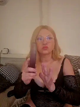 TinaLizxh Chat XXX in diretta