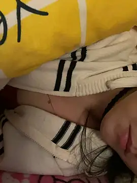 Chat +18 de ruiki666 ao vivo