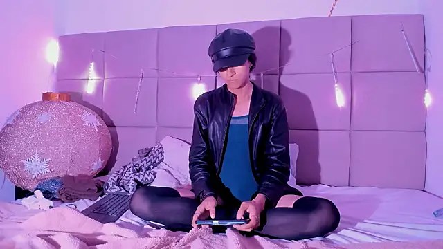 Show modela vannellope_96 na web-kameri