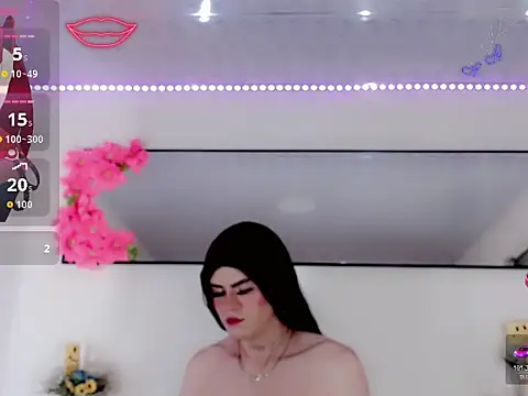 Yara_Atwan: διαδικτυακό σόου στην κάμερα