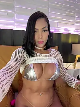 LunahMiller Live XXX-chat